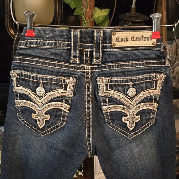Rock Revival Blue Jeans, Size 26 - Picture 4 of 6